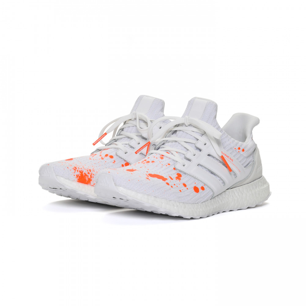 ultraboost 18 white